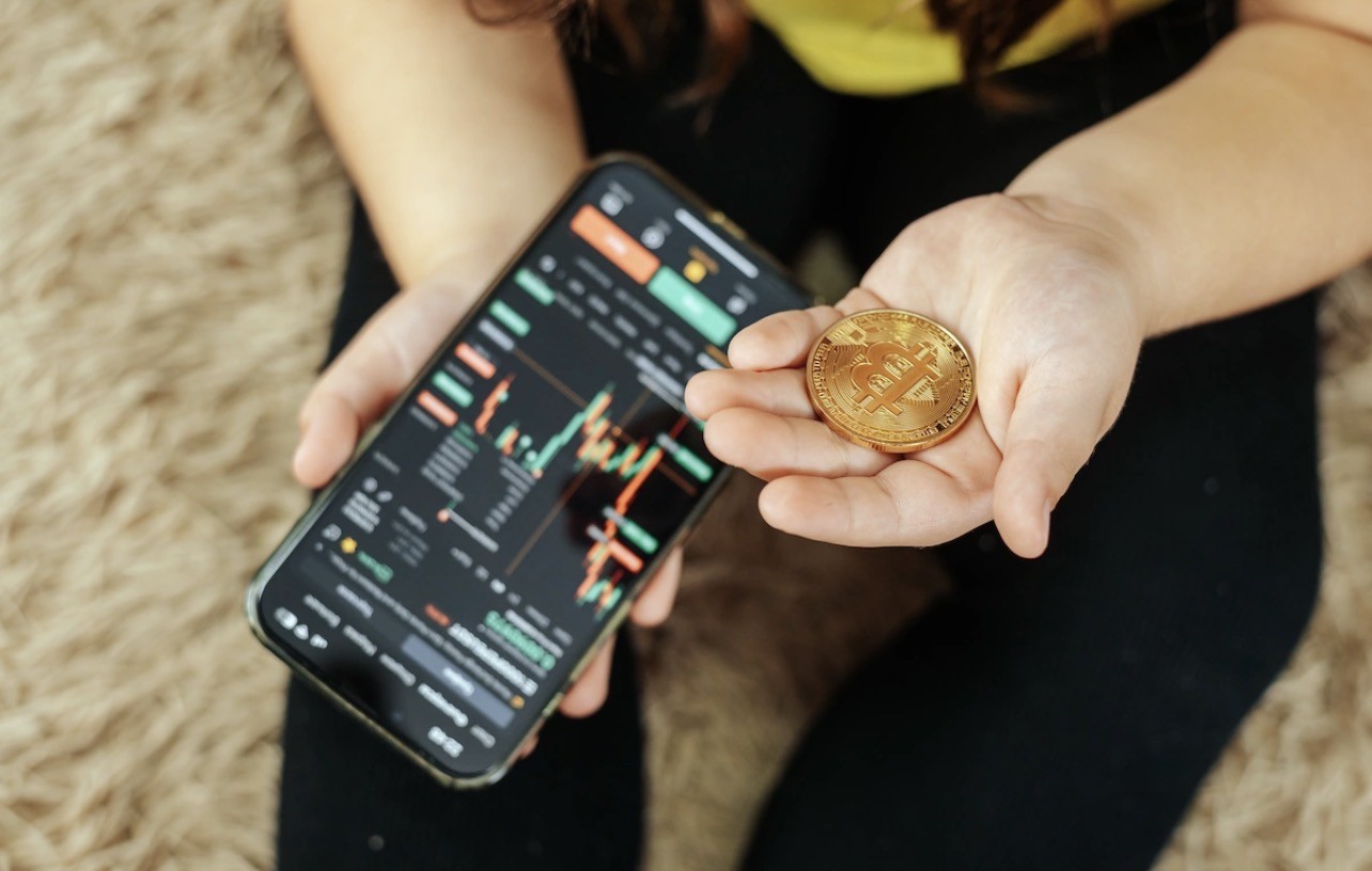 5 Tips Aman dan Efektif dalam Investasi Crypto 2025